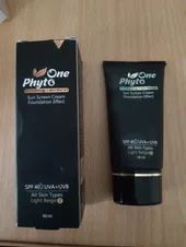 تجریه خرید کرم ضد آفتاب رنگی فیتووان مدل  Light Beige SPF 40 مناسب انواع پوست حجم 30 میلی لیتر