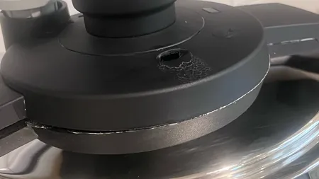 زودپز دوقلو جی فی نی مدل G-02 گنجایش 4 و 6 لیتری