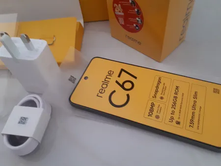 گوشی موبایل ریلمی مدل C67 4G دو سیم کارت ظرفیت 256 گیگابایت رم 8 گیگابایت