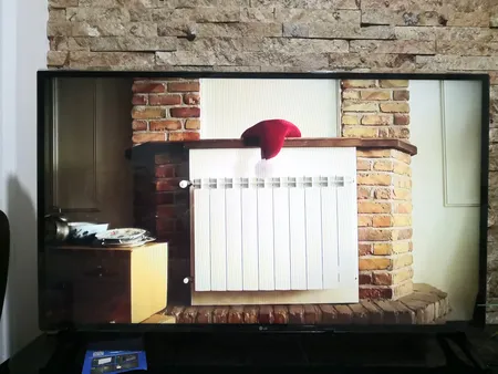 محافظ صفحه نمایش  مناسب برای تلویزیون 49 اینچ