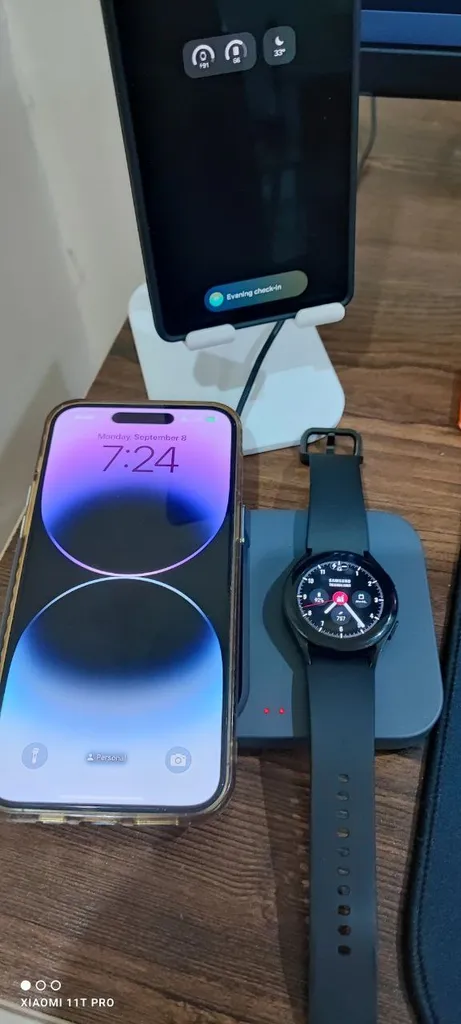 شارژر بی سیم سامسونگ مدل EP-P5400 به همراه شارژر 25وات