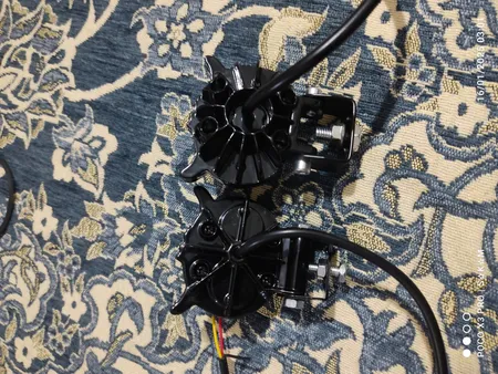 پروژکتور دو کنتاکت خودرو کد eko 60 مدل جغدی فلزی