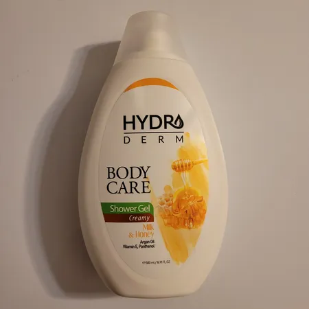 شامپو بدن کرمی هیدرودرم مدل Milk and Honey مناسب انواع پوست حجم 500 میلی لیتر