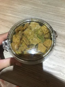 سوهان زعفرانی حبه قم - 400 گرم