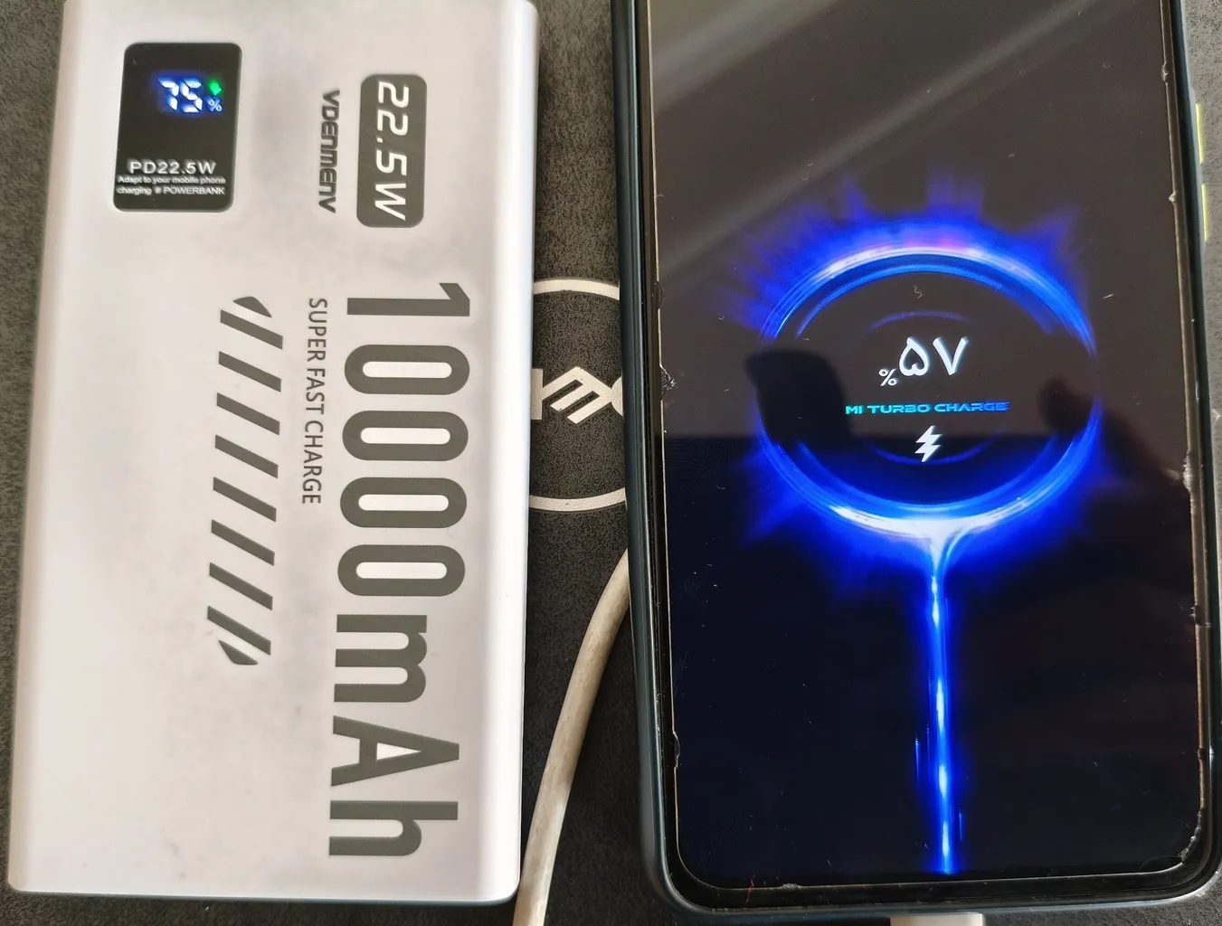 پاور بانک مدل DP43 ظرفیت 10000 میلی آمپر ساعت