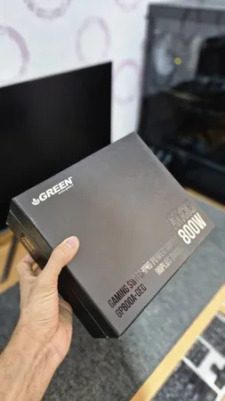 منبع تغذیه کامپیوتر گرین مدل GP800A-GED