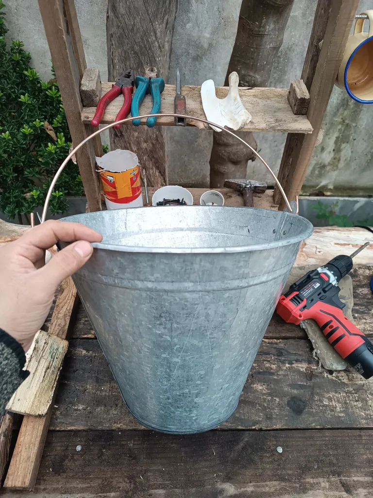 سطل بنايی مدل PA 1986