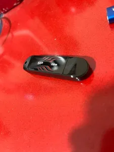 تجریه خرید فلش مموری سیلیکون پاور مدل Blaze B10 ظرفیت 256 گیگابایت