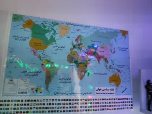 تجریه خرید نقشه سیاسی جهان انتشارات اندیشه کهن پرداز کد 201