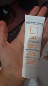 تجریه خرید فلوئید ضدآفتاب بی‌رنگ درماتیپیک SPF50 مدل Fluid mat، مناسب پوست‌های چرب و مختلط، حجم 40 میلی‌لیتر