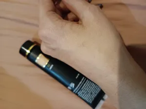 تجریه خرید کرم پودر این لی مدل Invory شماره 10حجم 40 میلی لیتر