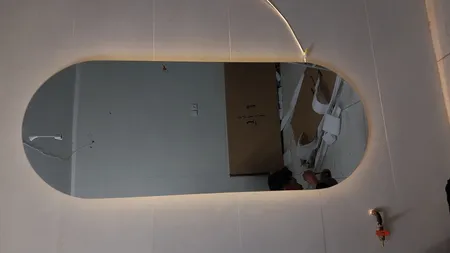 آینه مدل قدی هلالی بک لایت کد 170