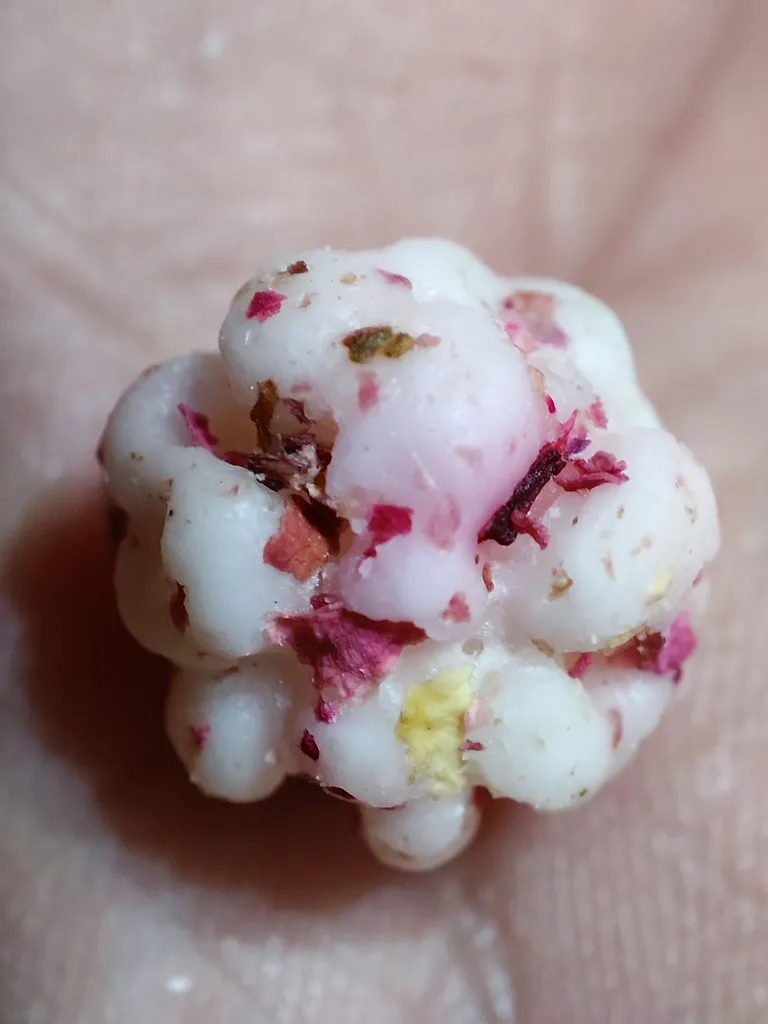 نقل گل محمدی دست گزار -400 گرم