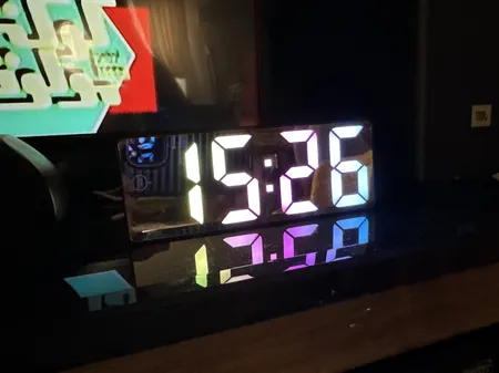 ساعت رومیزی دیجیتال مدل صفحه رنگی کد GH0725D