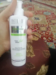 تجریه خرید ژل شست‌وشوی صورت فیس دوکس مدل Acnesome حجم 200 میلی‌لیتر