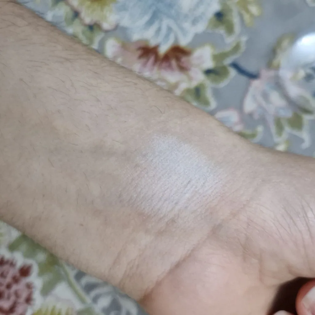 سایه چشم لالاتاپ مدل E1