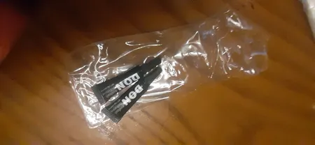 چسب مژه مصنوعی پیرن کد 001 وزن 1 گرم مجموعه 2 عددی