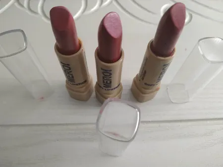 رژ لب جامد مرو کد M1 مجموعه ۳ عددی