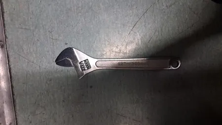 آچار فرانسه کد 01 سایز 12 اینچ