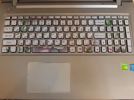 استیکر لپ تاپ کد D01 به همراه برچسب حروف فارسی کیبورد