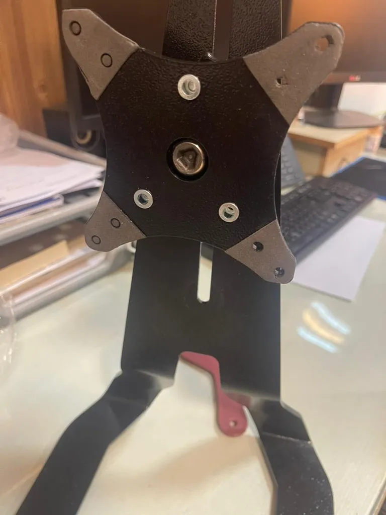 پایه نگهدارنده مانیتور آر اس دی مدل ST01