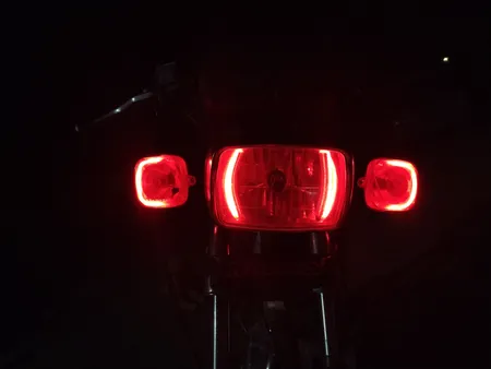 ریسه نئون فلکسی مدل v12 طول 50 سانتی متر