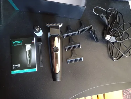 ماشین اصلاح موی صورت وی جی ار مدل 059