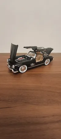 ماکت ماشین چه ژی مدل بنز فلزی SL300 کد 318