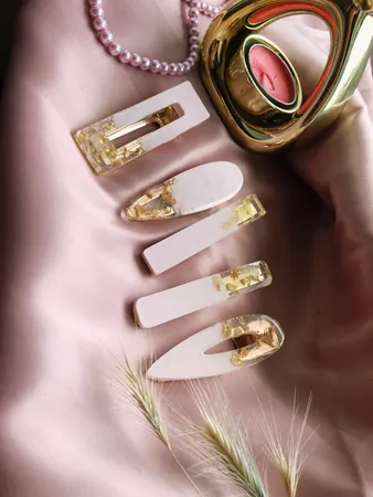 قالب رزین مدل گیره مو طرح کلاسیک کد SIM1