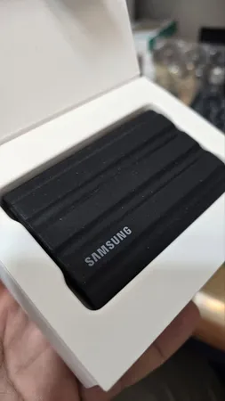 اس اس دی اکسترنال سامسونگ مدل Portable T7 Shield ظرفیت دو ترابایت