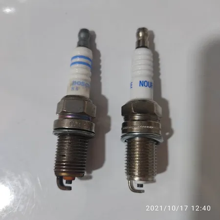 شمع خودرو نور مدل FR7DE بسته 4 عددی مناسب برای خودروهای انژکتوری