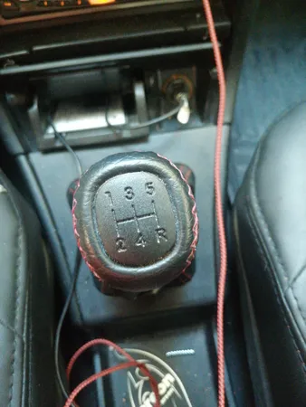 سردنده  مدل SLX-BRL مناسب برای پژو 405 به همراه گردگیر دنده و روکش ترمز دستی