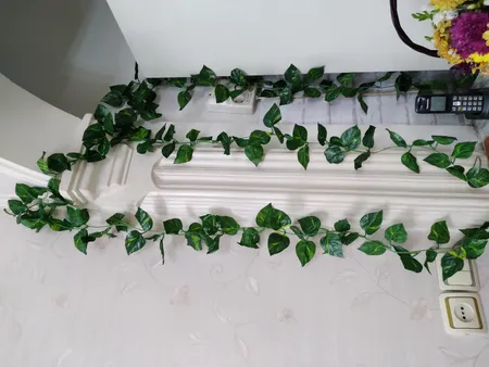 گل مصنوعی مدل ریسه برگ طرح پتوس