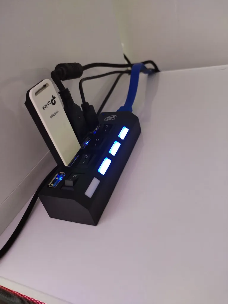 هاب 4 پورت USB 3.0 ایکس فورتک مدل x-401