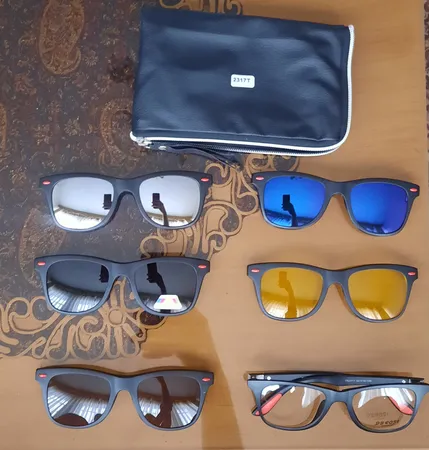 فریم عینک طبی مدل TR2317 به همراه کاور آفتابی مجموعه 6 عددی