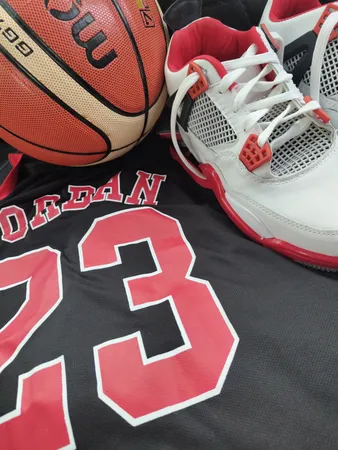 توپ بسکتبال مولتن مدل Gg7x_2023