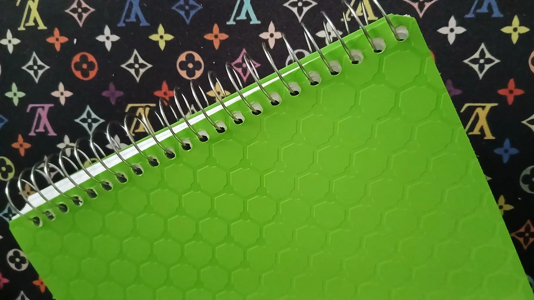 دفترچه یادداشت 200 برگ مدل رنگین کمان