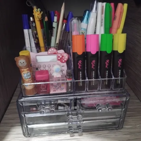 استند لوازم آرایشی مدل Cosmetic