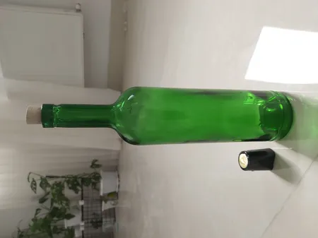 بطری مدل Splus به همراه کاپ سیل و چوب پنبه