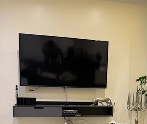 تجریه خرید میز تلویزیون دیواری مدل DLF140