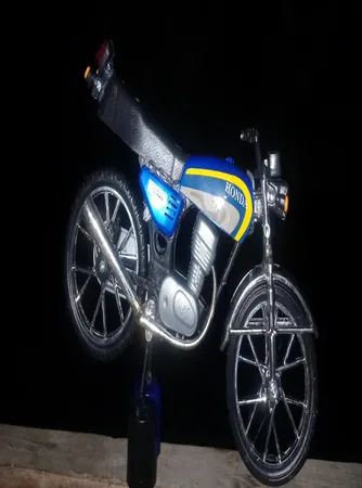 موتور بازی مدل HONDA CG 125