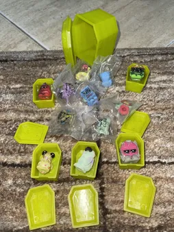 اسباب بازی شانسی گروسری  مدل Zombie مجموعه 6 عددی