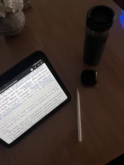 تبلت 10.9 اینچ اپل مدل iPad 2022 WIFI ظرفیت 64 گیگابایت و رم 4 گیگابایت