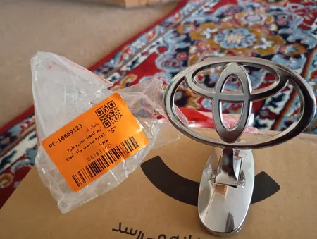 آرم کاپوت خودرو طرح tyta1 مناسب برای انواع تویوتا