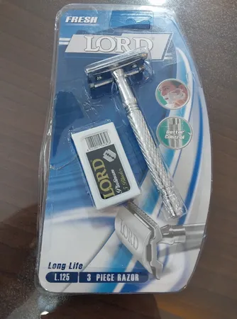 خود تراش لرد مدل L.122C