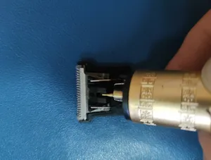 تجریه خرید ماشین اصلاح موی صورت مدل V-T9