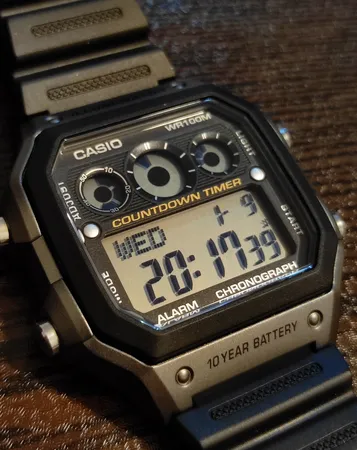 ساعت مچی دیجیتالی کاسیو AE-1300WH-8AVDF