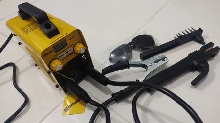اینورتر جوشکاری 320 آمپر اینتیمکث کد کد MMA-320smart