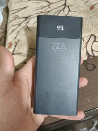 پاوربانک ریمکس مدل RPP-672 ظرفیت 20000 میلی آمپر ساعت