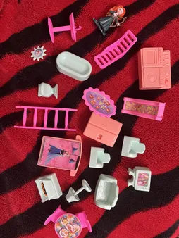 اسباب بازی خانه عروسکی مدل آذین